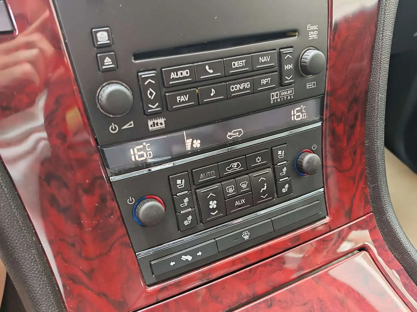 Cadillac Escalade 2007 — Photo 16/20