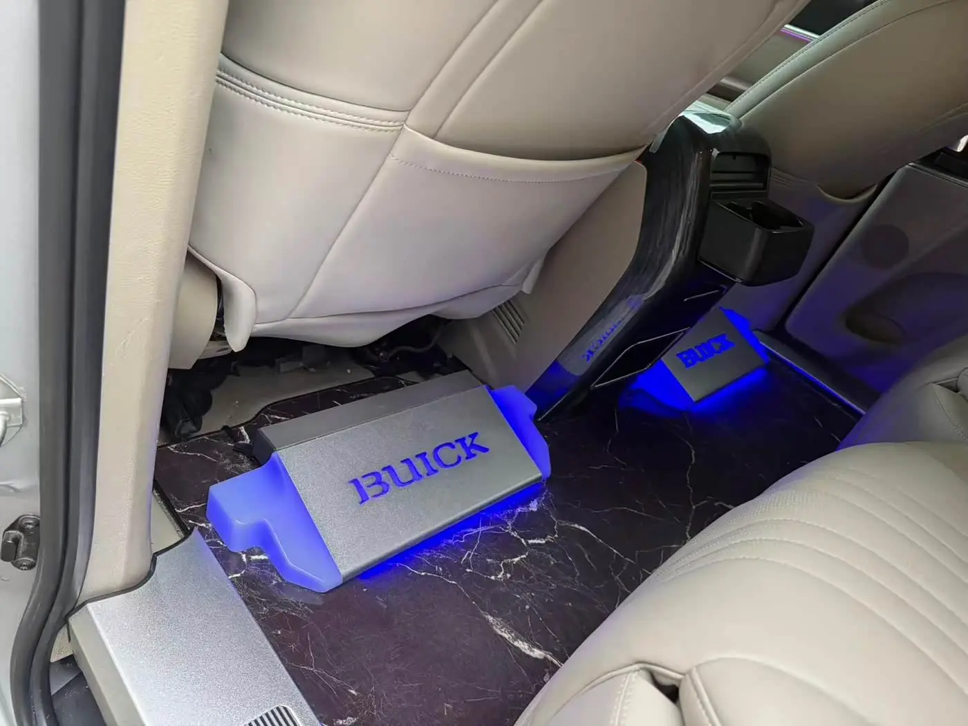 Buick GL8 2019 — Şəkil 9/15