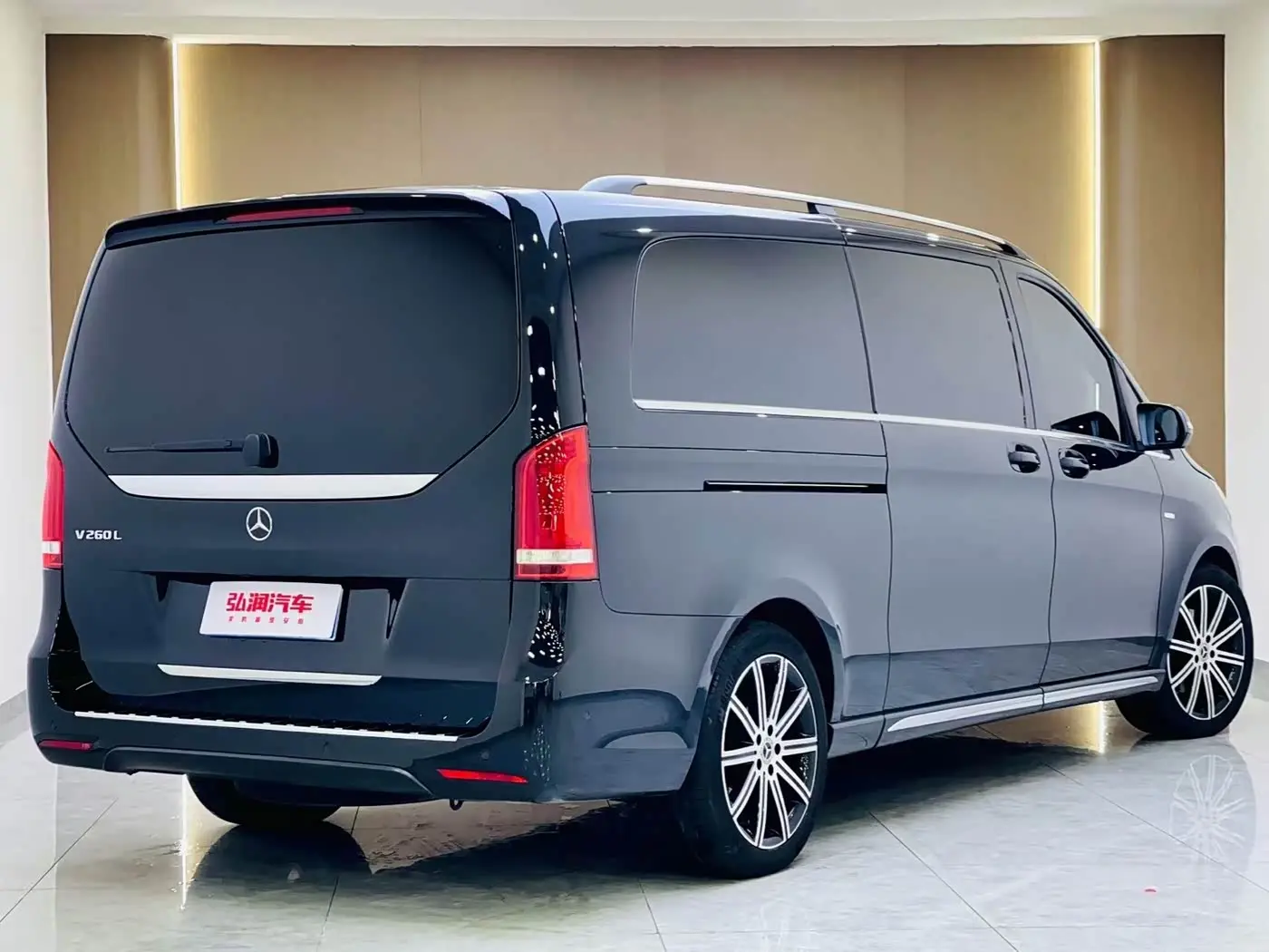 Mercedes-Benz V-Class 2023 — Фото 3/20