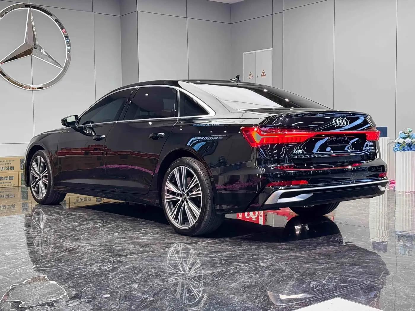 Audi A6L 2025 — Фото 9/9