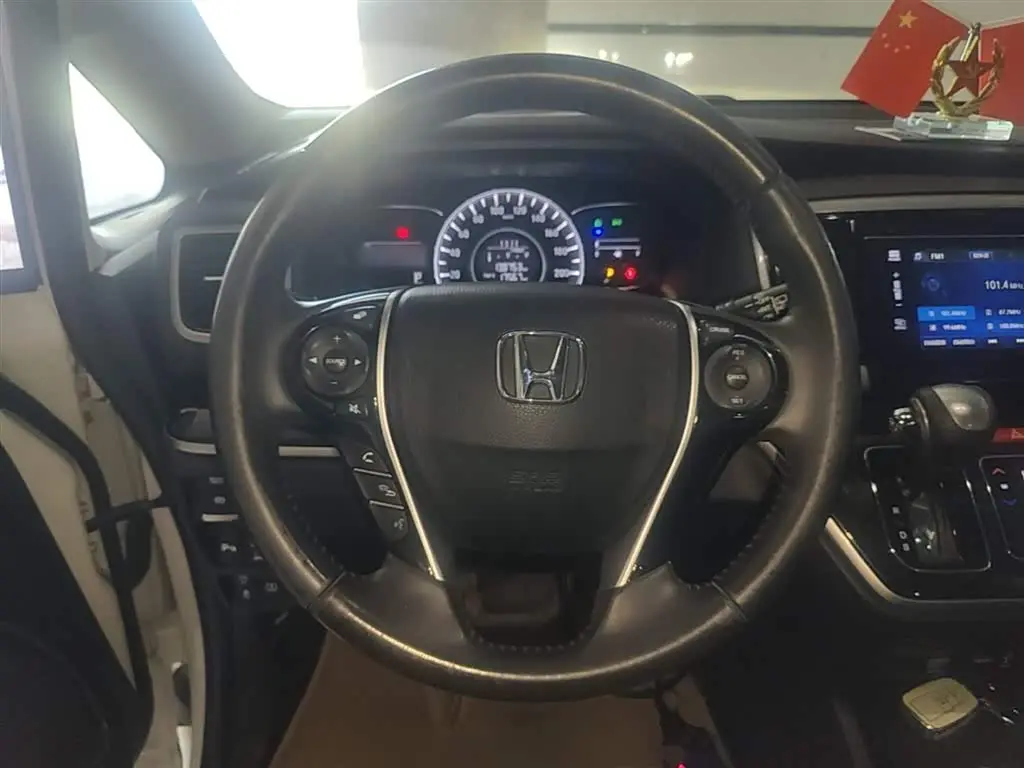 Honda Odyssey 2019 — Photo 11/20