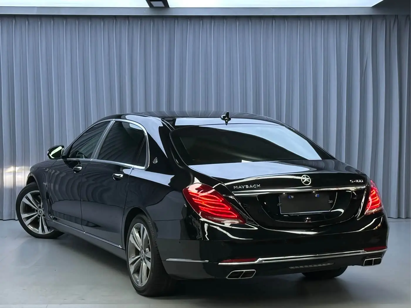 Mercedes-Benz Maybach S-Class 2015 — Photo 4/20