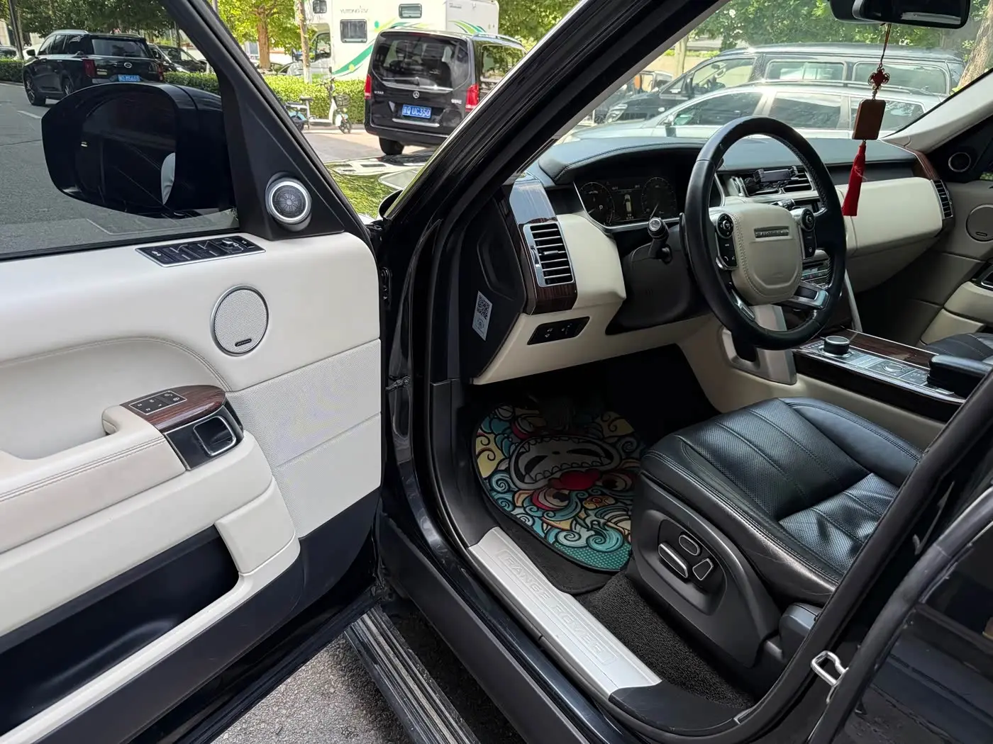 Land Rover Range Rover 2014 — Photo 7/20