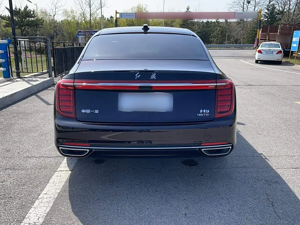 Hongqi H9 2021 — Photo 17/20
