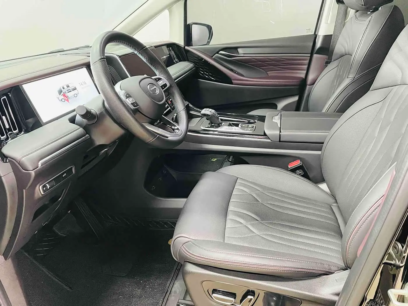 GAC Trumpchi Trumpchi M8 2025 — Şəkil 8/18