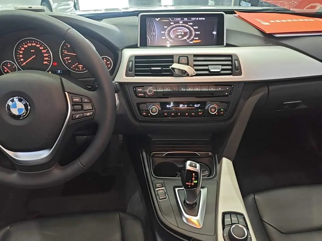 BMW 4 Series 2017 — Фото 12/19