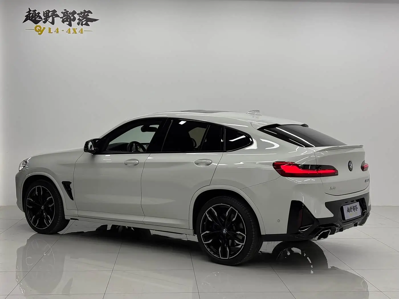 BMW X4 M40i 2024 — Фото 5/19