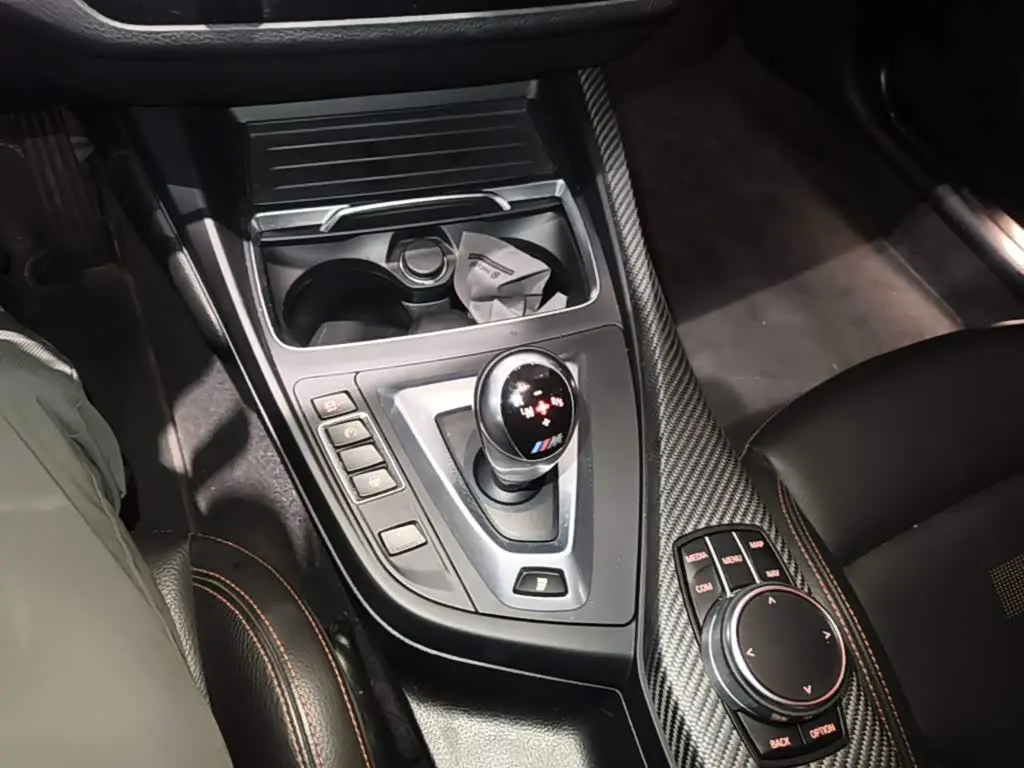 BMW M2 2019 — Фото 13/19