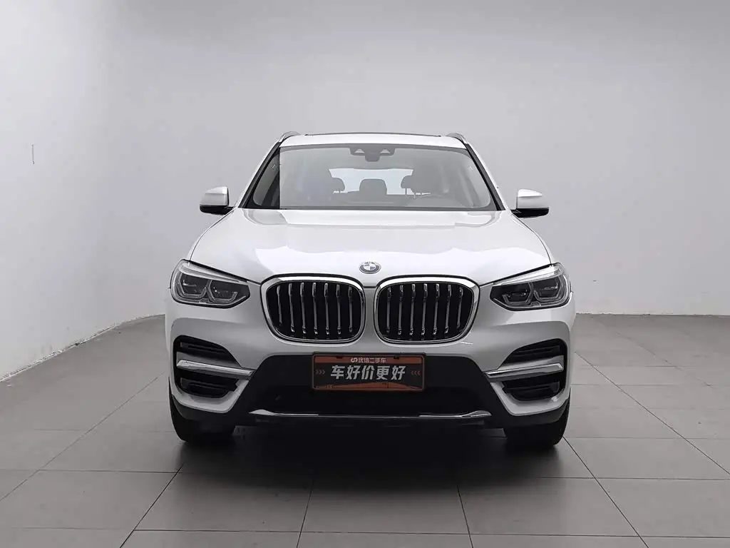 BMW X3 2019 — Фото 3/20