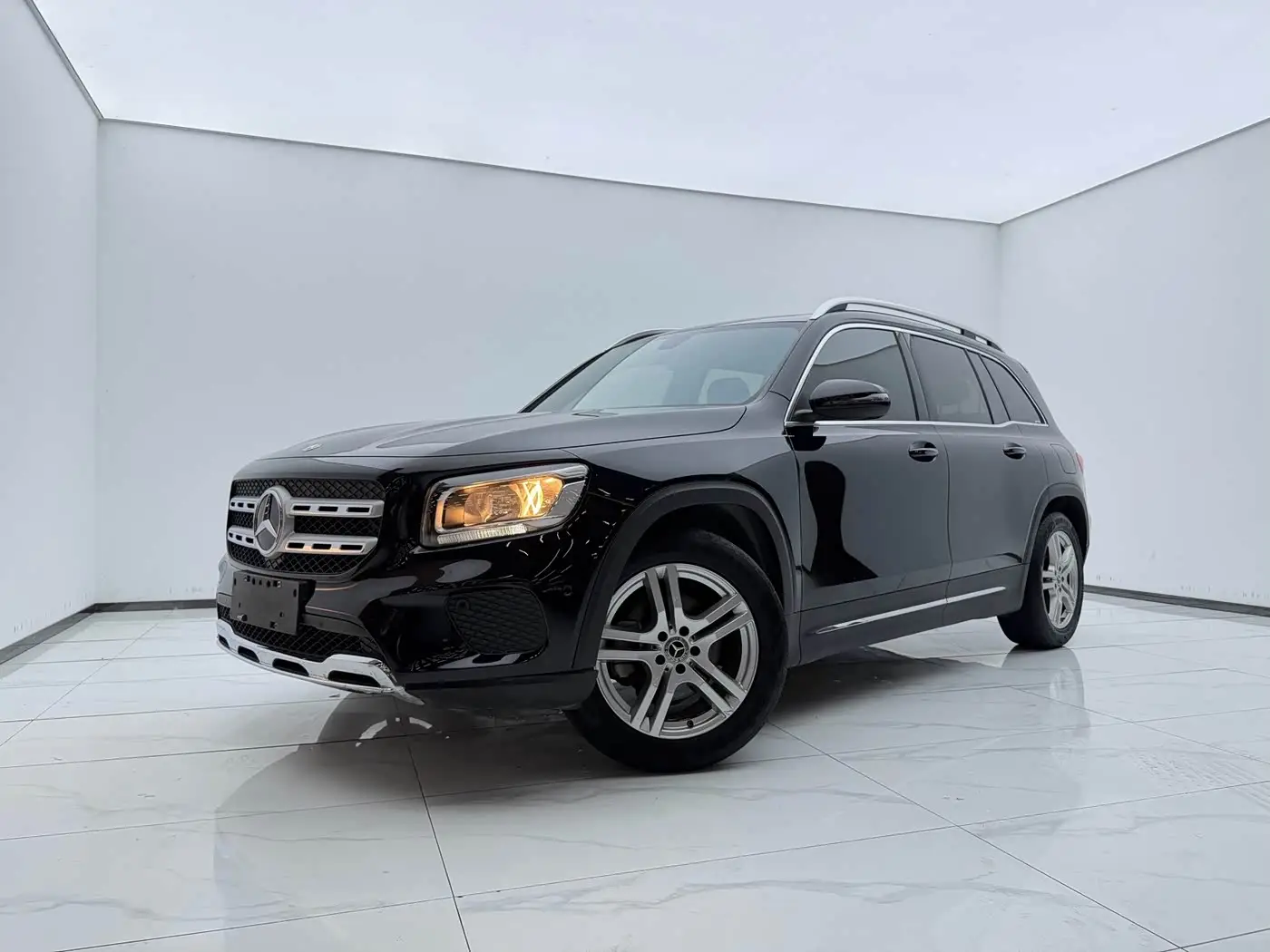 Mercedes-Benz GLB, 2021