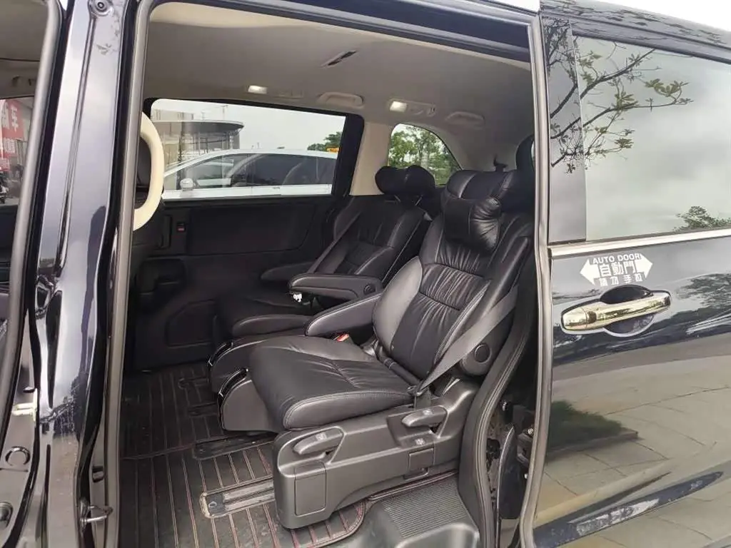 Honda Odyssey 2022 — Photo 6/9