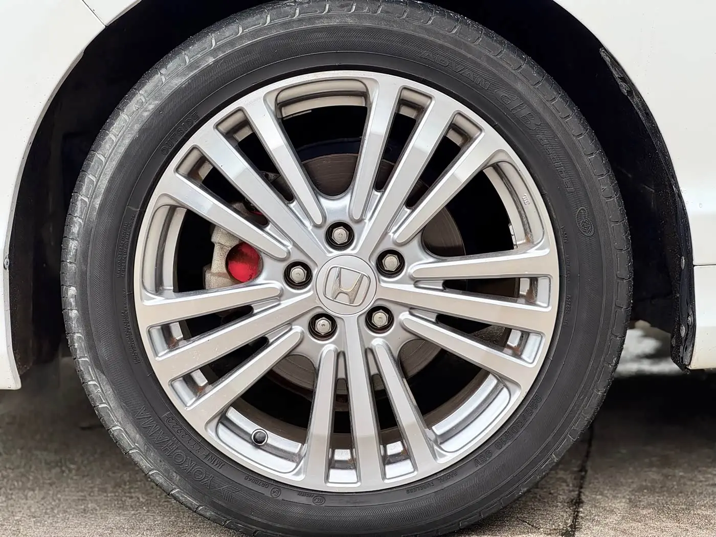 Honda Elysion 2017 — Photo 13/20