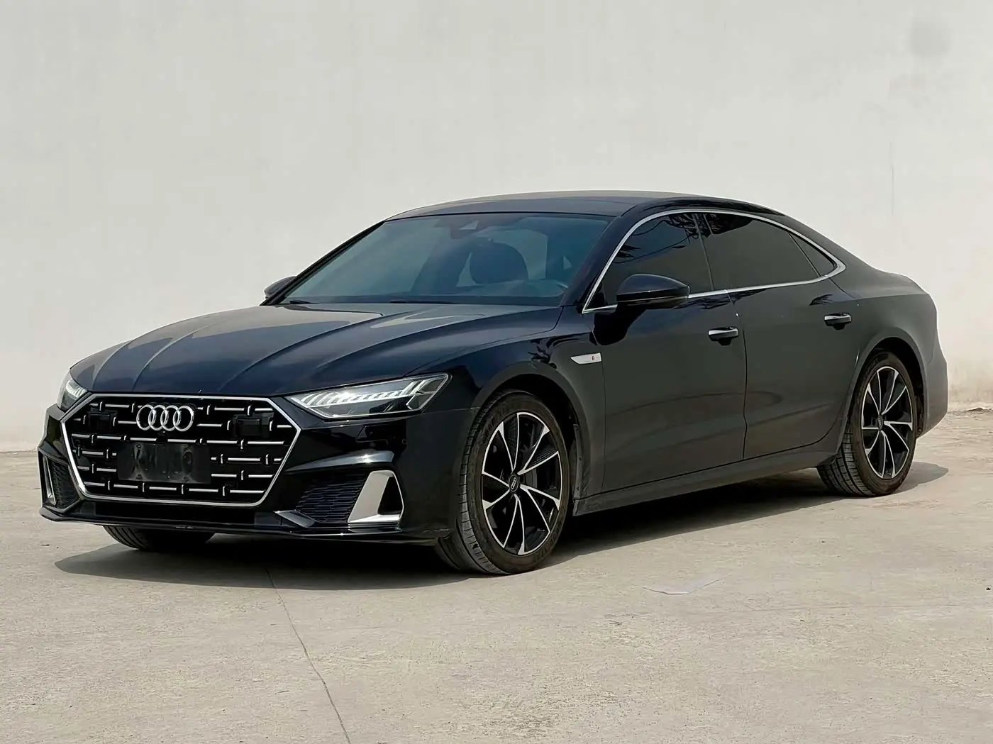 Audi A7L 2024 — Şəkil 1/11