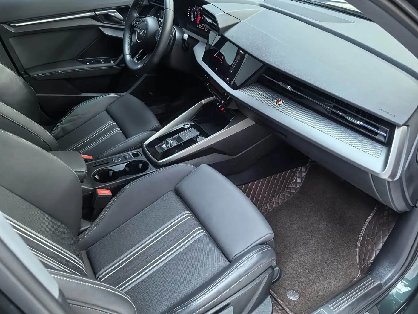 Audi A3 2023 — Photo 6/18