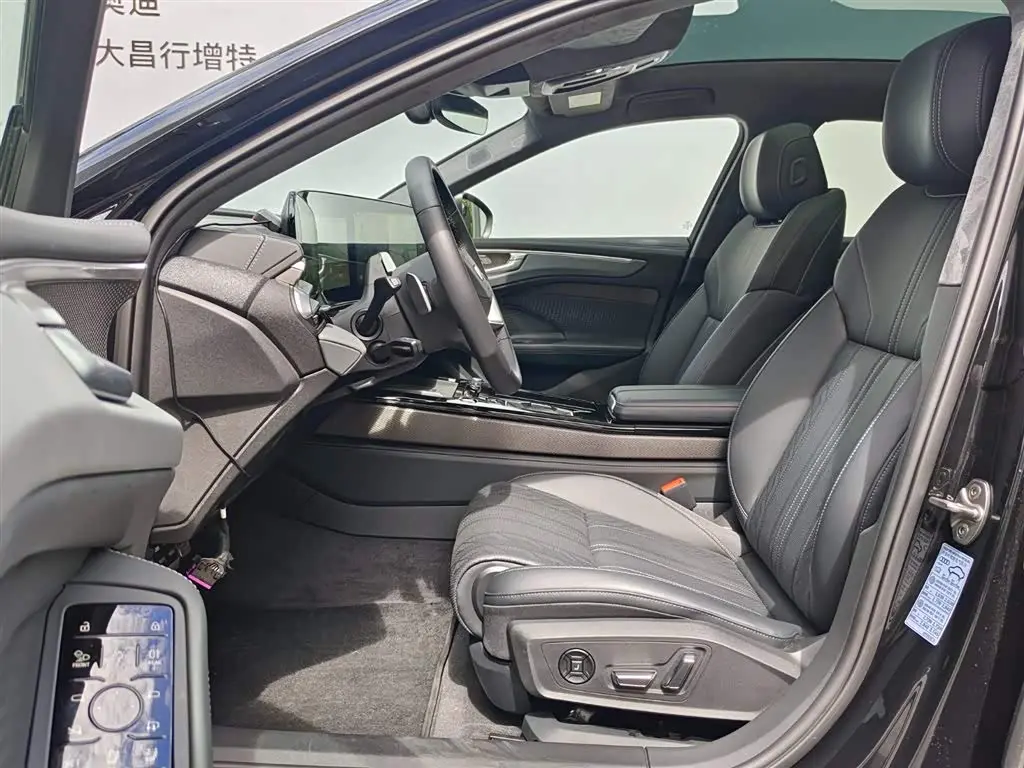 Audi A6L 2026 — Photo 12/20