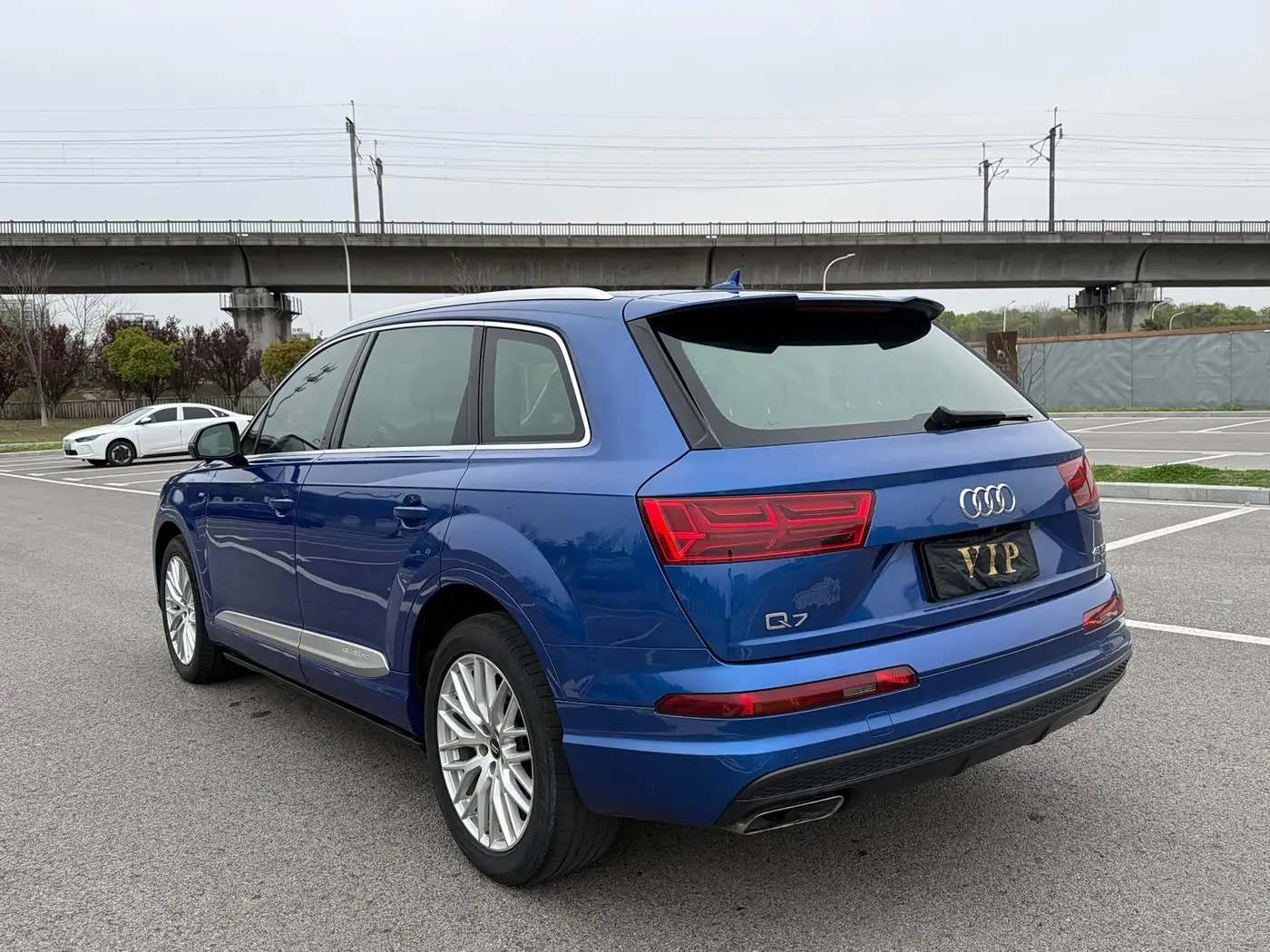 Audi Q7 2018 — Фото 6/10