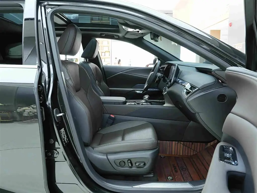 Lexus RX 2024 — Şəkil 12/20