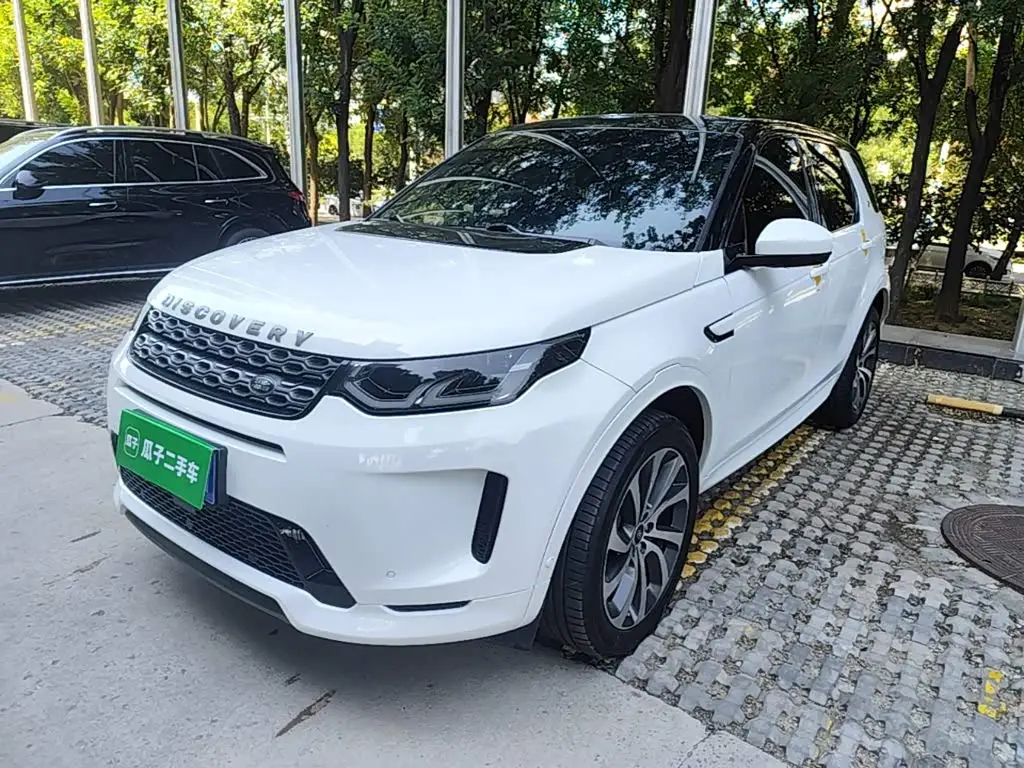 Land Rover Discovery Sport 2021 — Фото 2/20