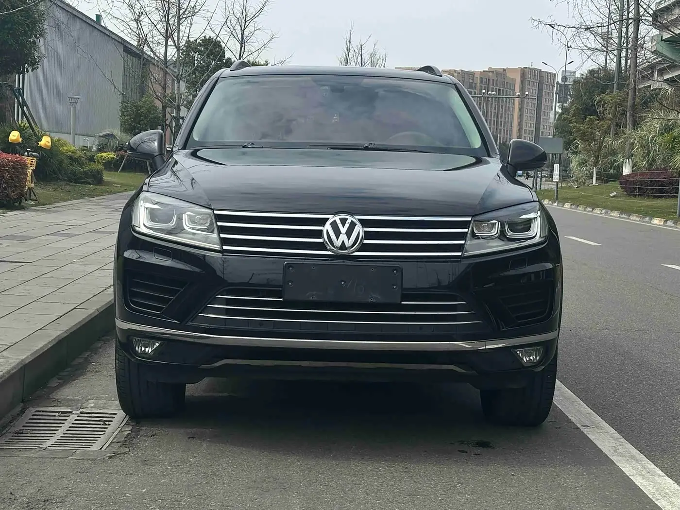Volkswagen Touareg 2017 — Photo 2/14