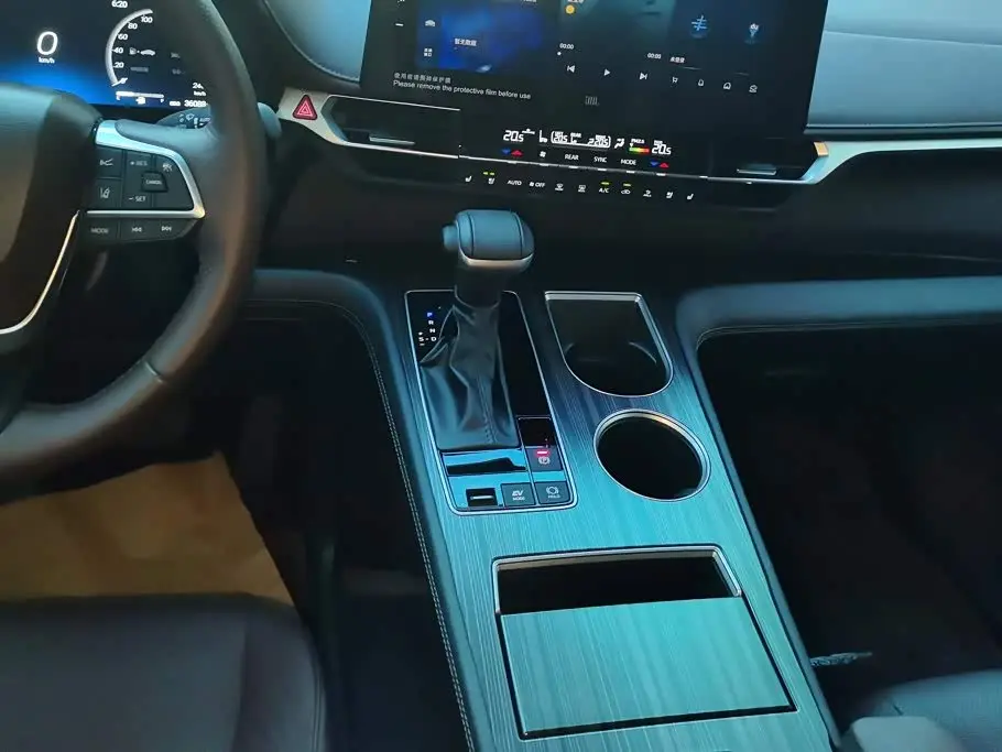 Toyota Sienna 2024 — Photo 16/16