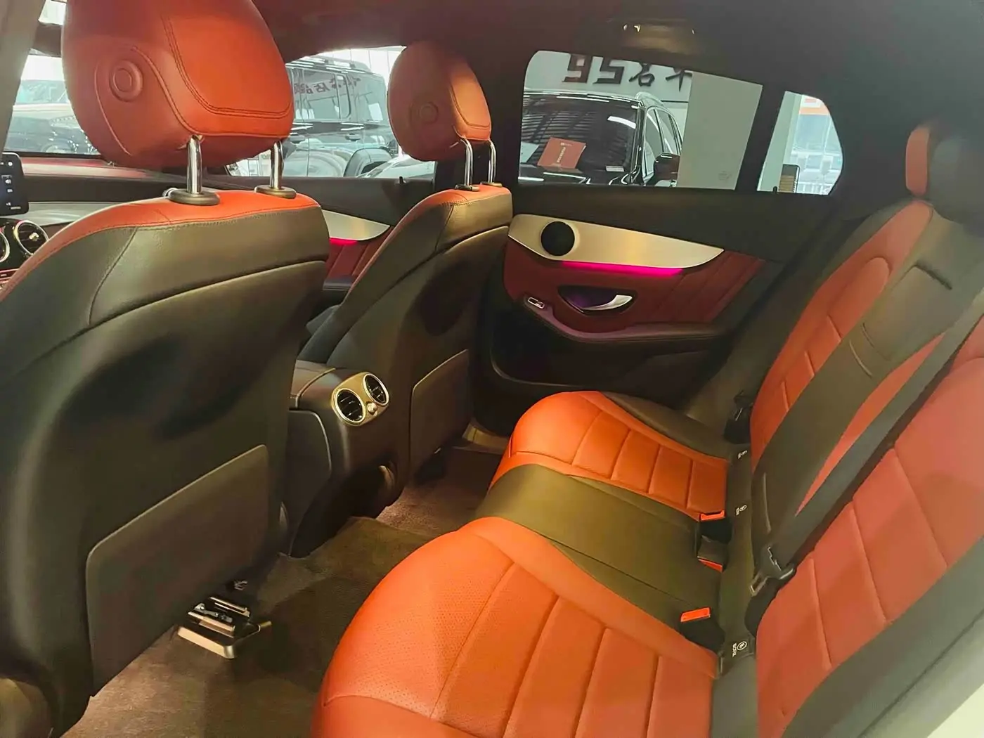 Mercedes-Benz GLC Coupe 2020 — Photo 10/16