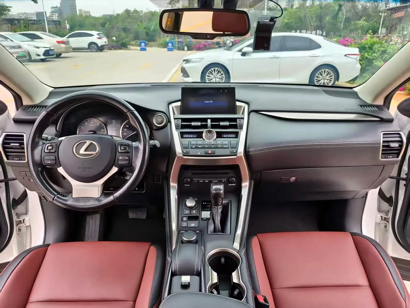 Lexus NX 2016 — Photo 9/9