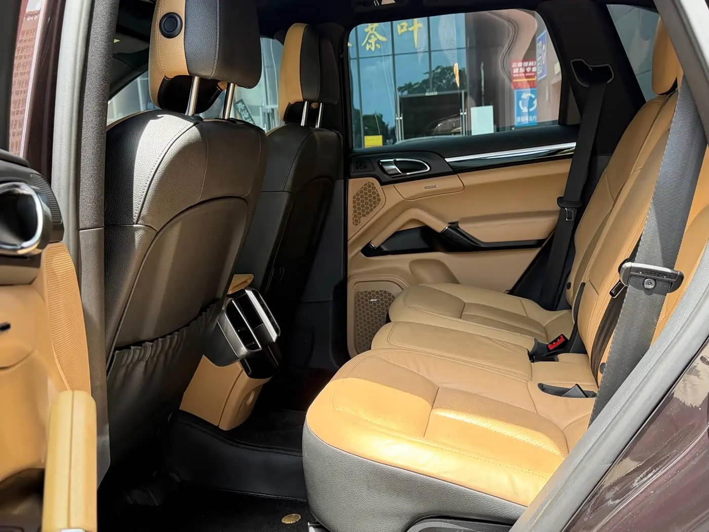 Porsche Cayenne 2015 — Şəkil 13/13