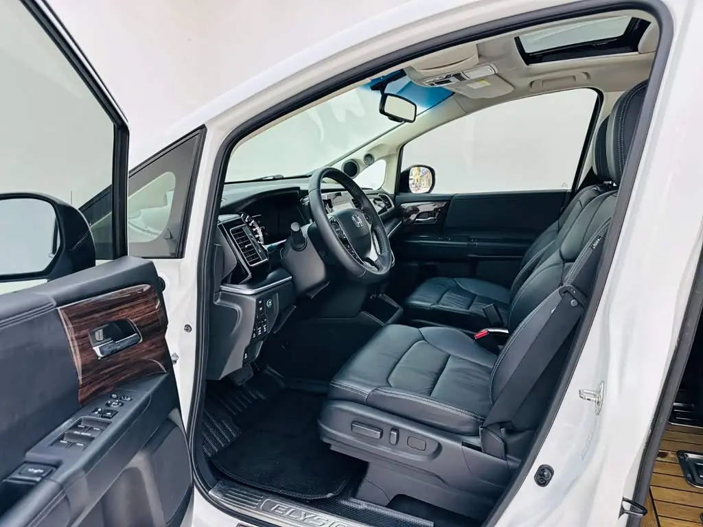 Honda Elysion 2018 — Şəkil 13/20