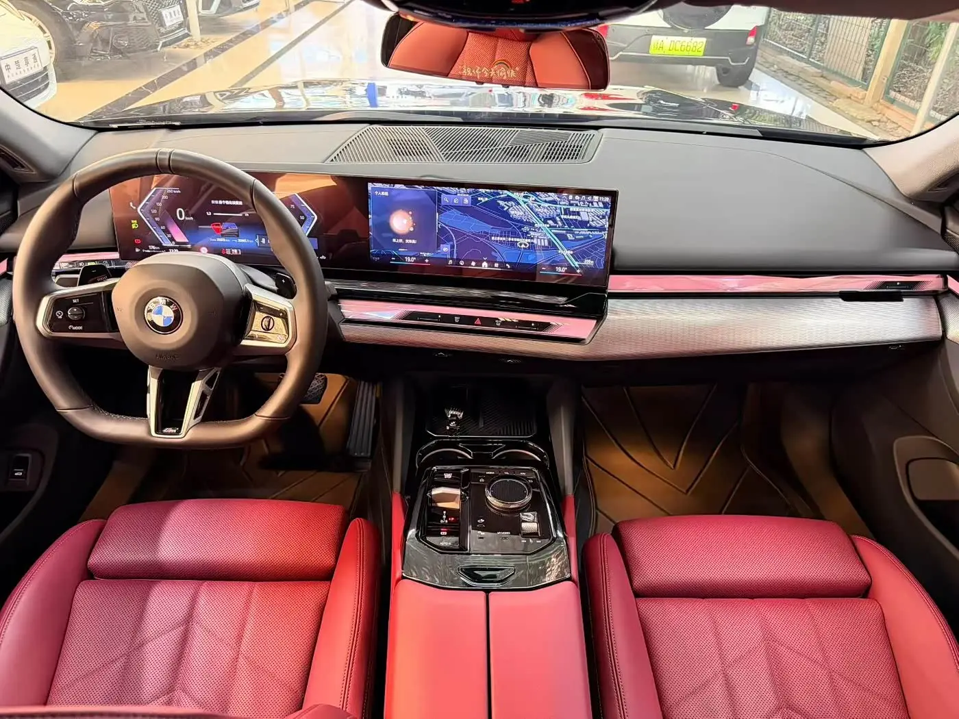 BMW 5 Series 2024 — Şəkil 8/18