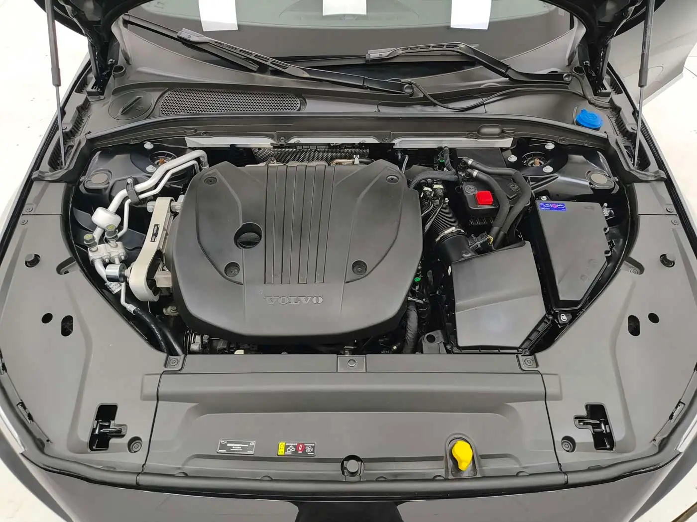 Volvo S90 2024 — Photo 20/20