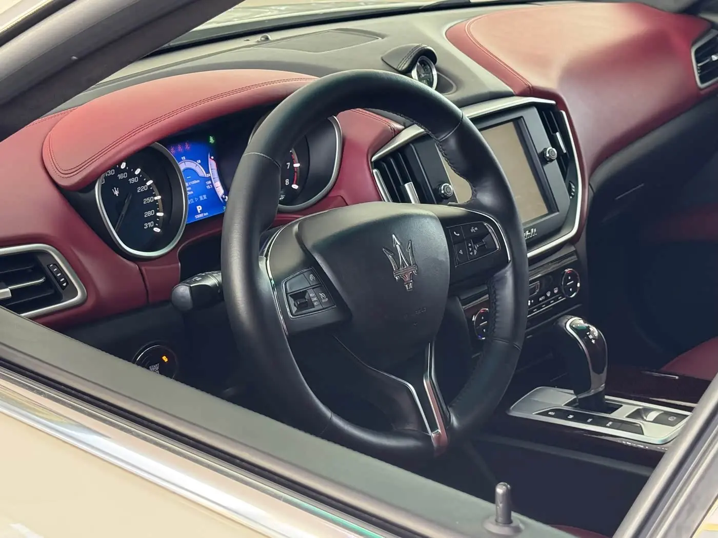 Maserati Ghibli 2016 — Photo 7/16