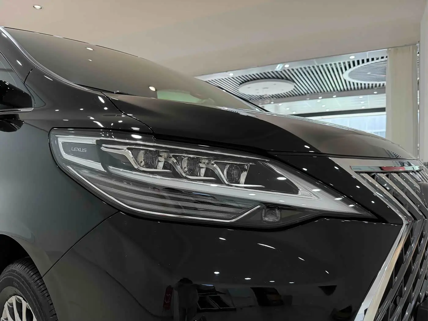 Lexus LM 2022 — Şəkil 15/20