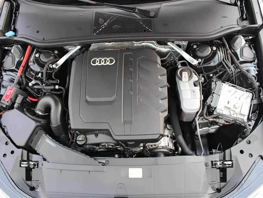 Audi A6L 2024 — ფოტო 16/17