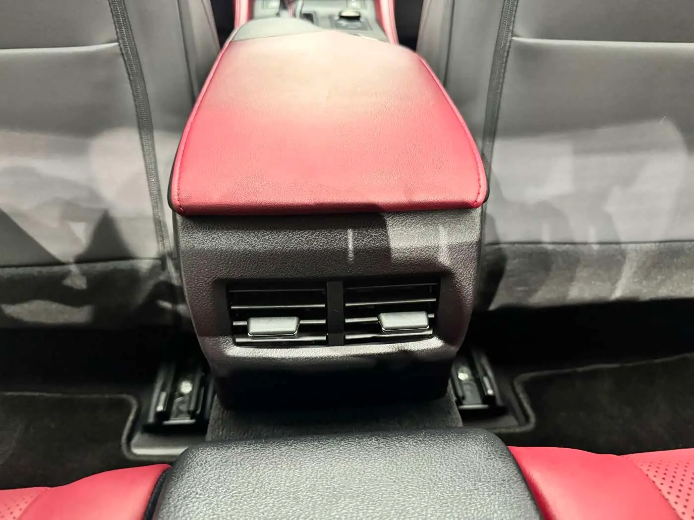 Lexus RC 2016 — Şəkil 18/20