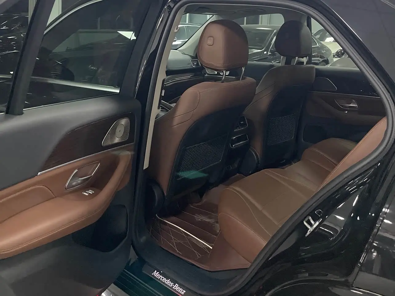 Mercedes-Benz GLE 2024 — Photo 10/12
