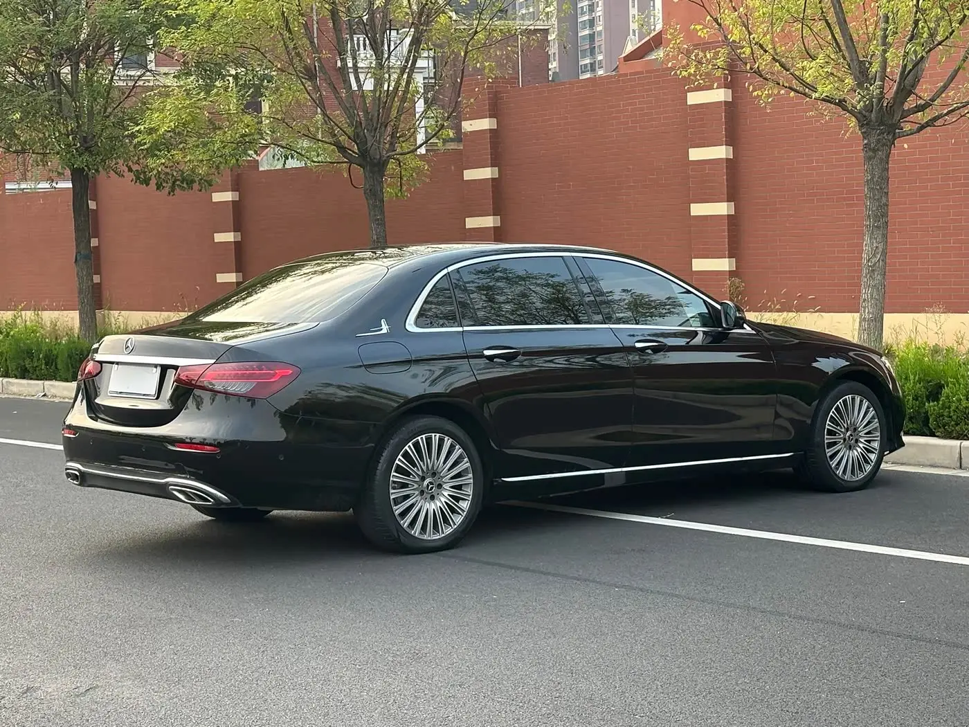 Mercedes-Benz E-Class 2022 — Фото 7/20