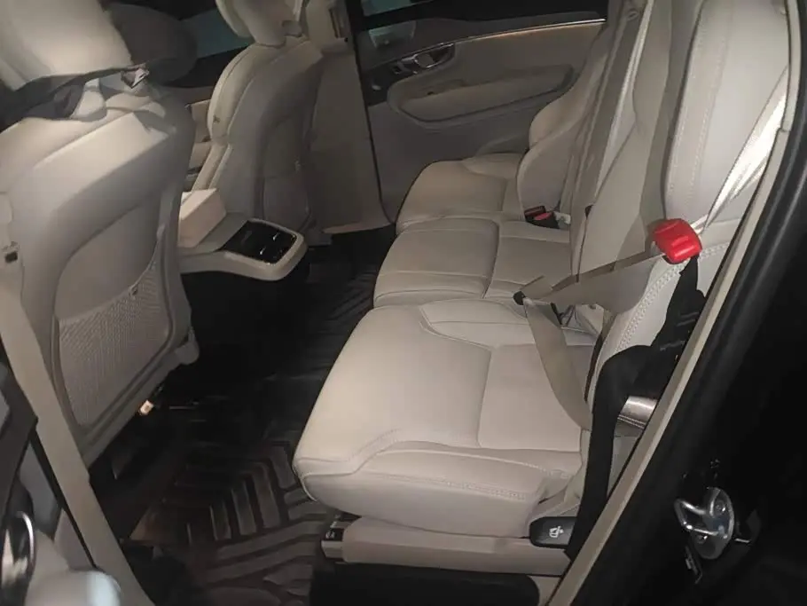 Volvo XC90 2023 — Şəkil 11/16