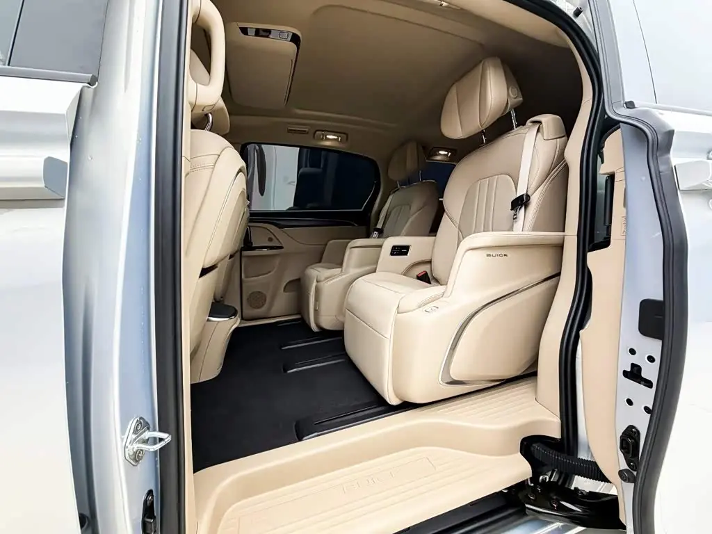 Buick GL8 New Energy 2025 — Şəkil 10/15