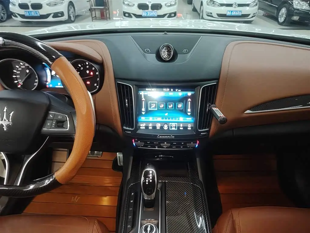 Maserati Levante 2017 — Şəkil 5/20