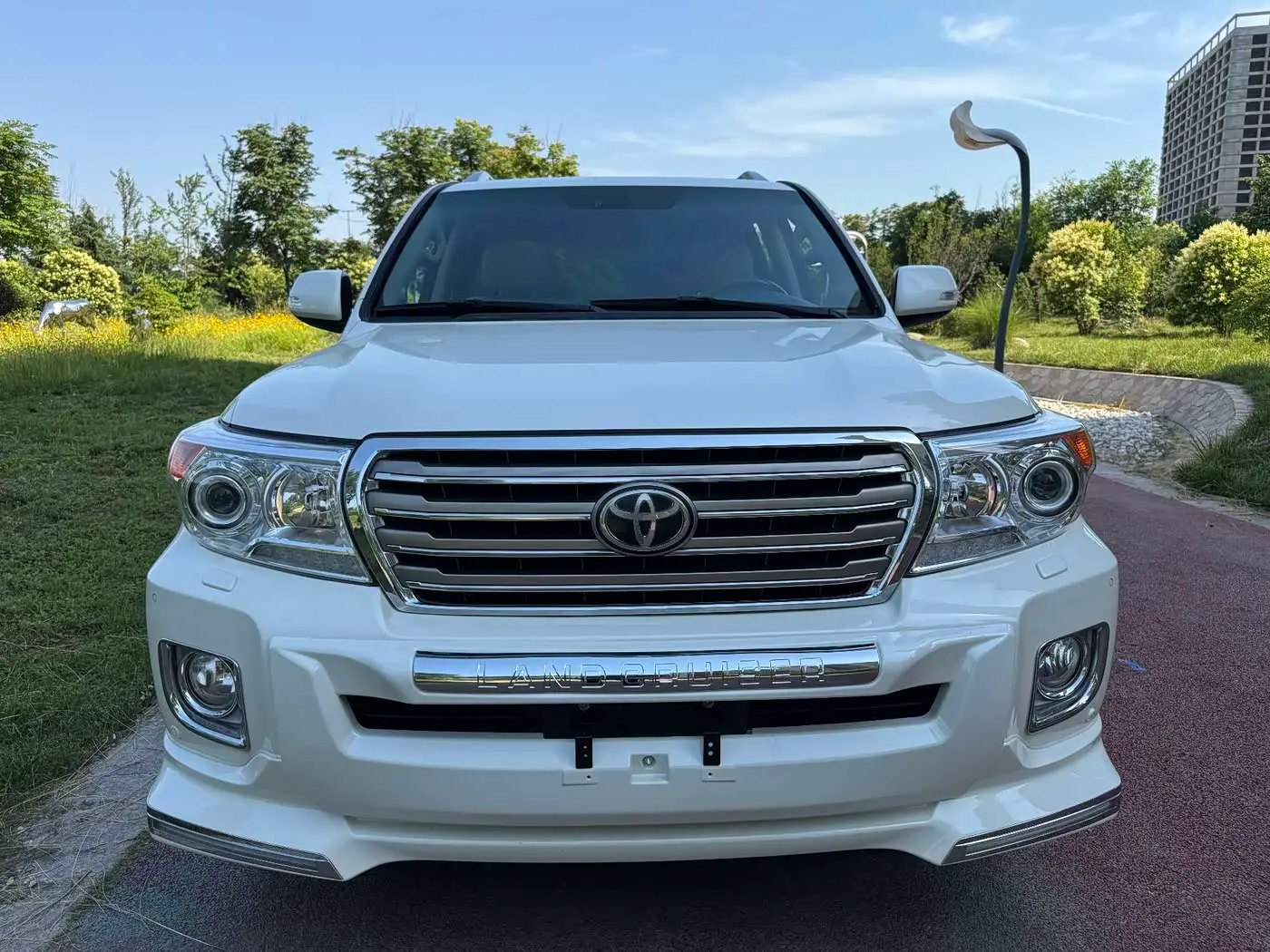 Toyota Land Cruiser 2015 — Photo 9/20