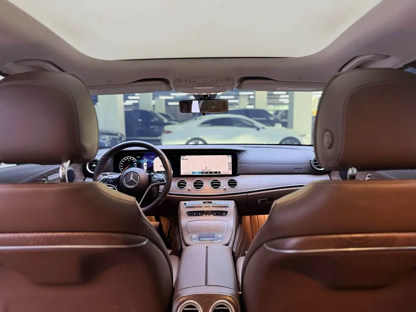 Mercedes-Benz E-Class 2021 — Şəkil 9/15
