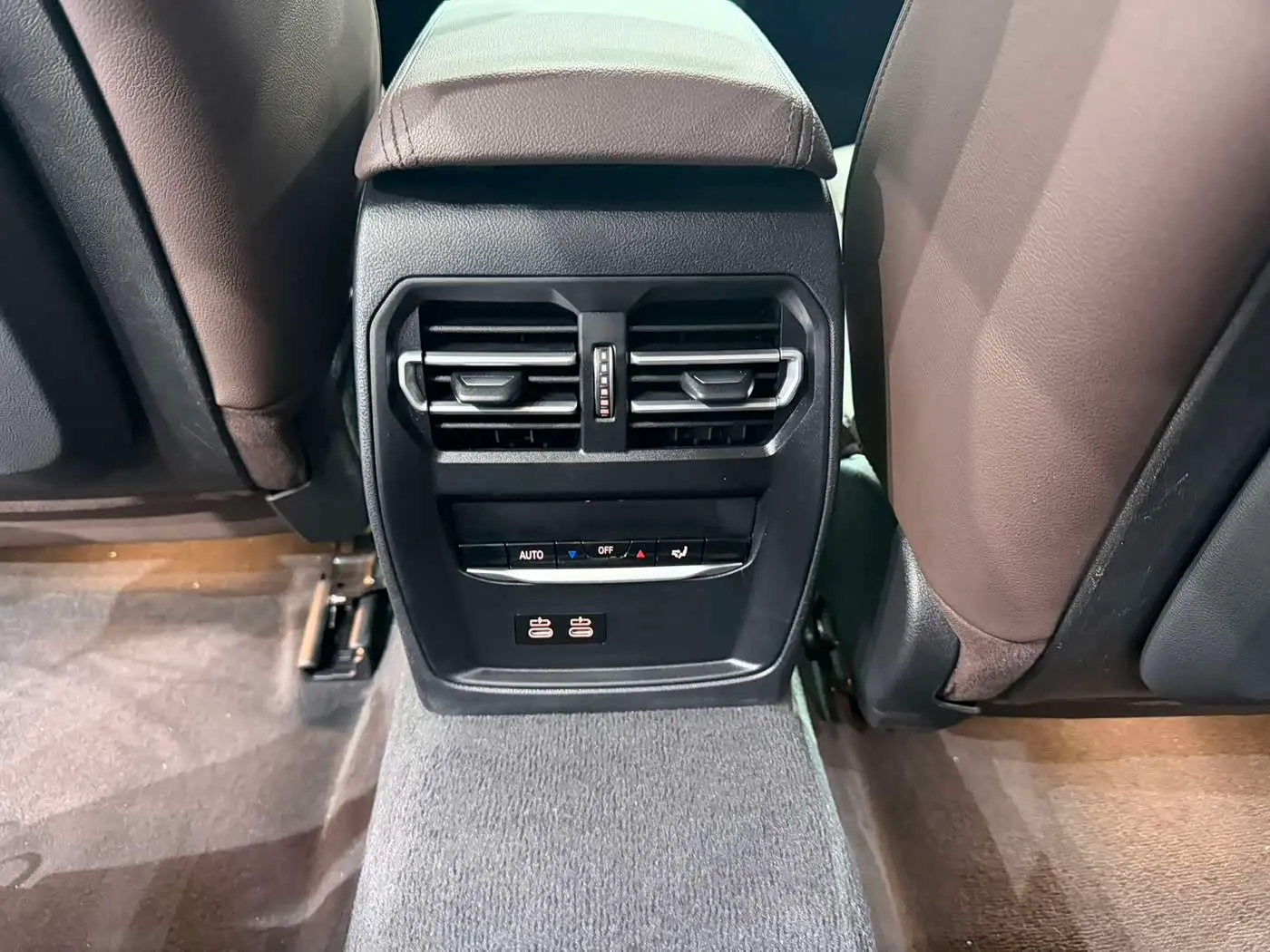 BMW 3 Series 2021 — Şəkil 13/20