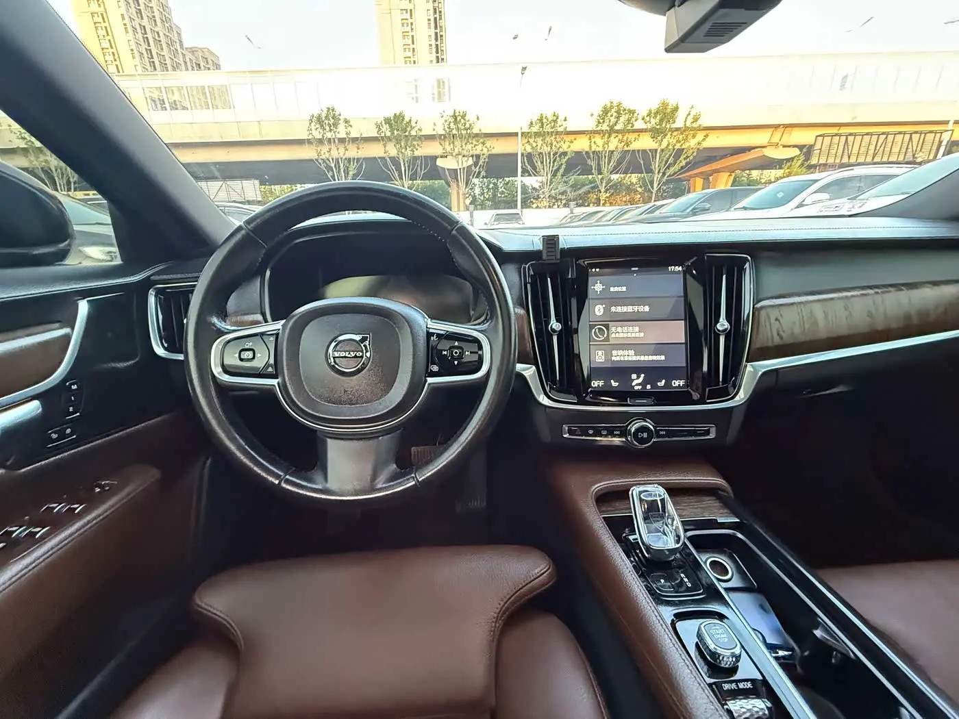 Volvo S90 2020 — Фото 8/10