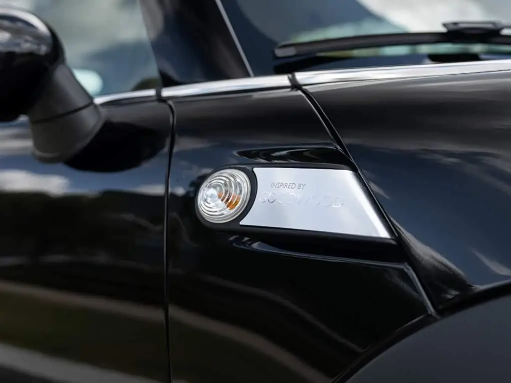 MINI MINI 2012 — Şəkil 9/20