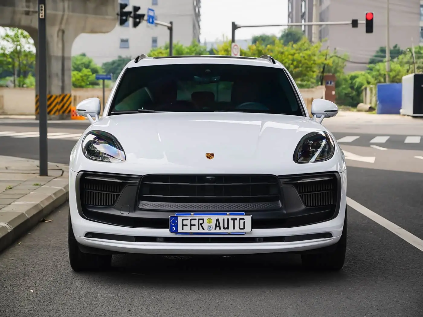 Porsche Macan 2022 — Photo 8/20