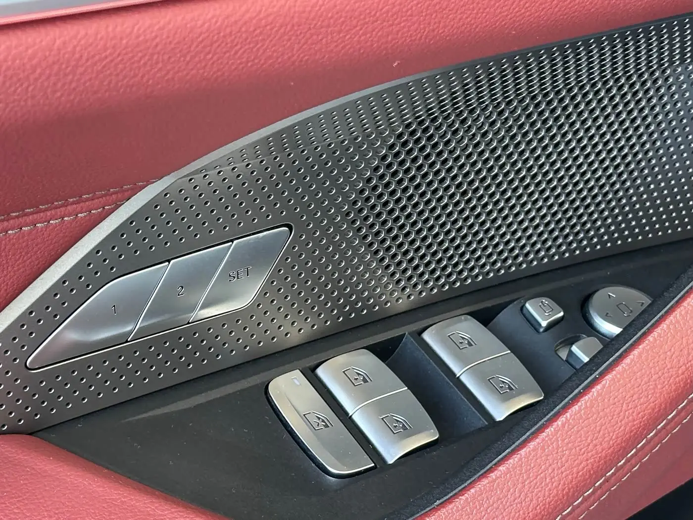 BMW 4 Series 2023 — Фото 10/20