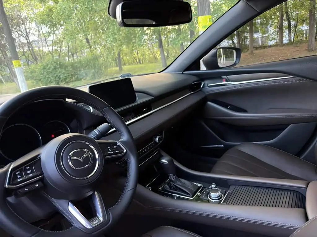 Mazda Atenza 2021 — Photo 8/10