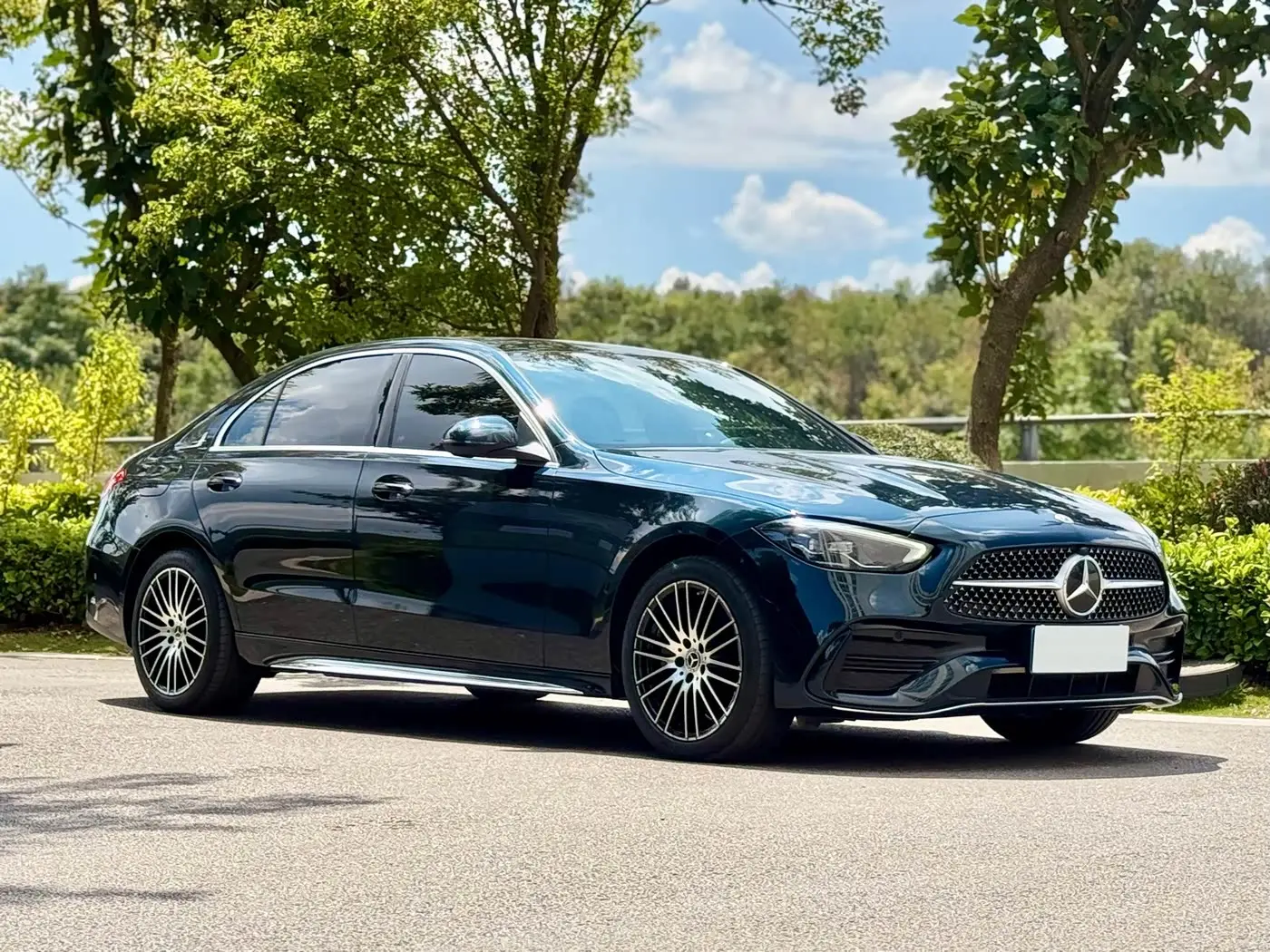 Mercedes-Benz C-Class 2024 — Photo 3/20