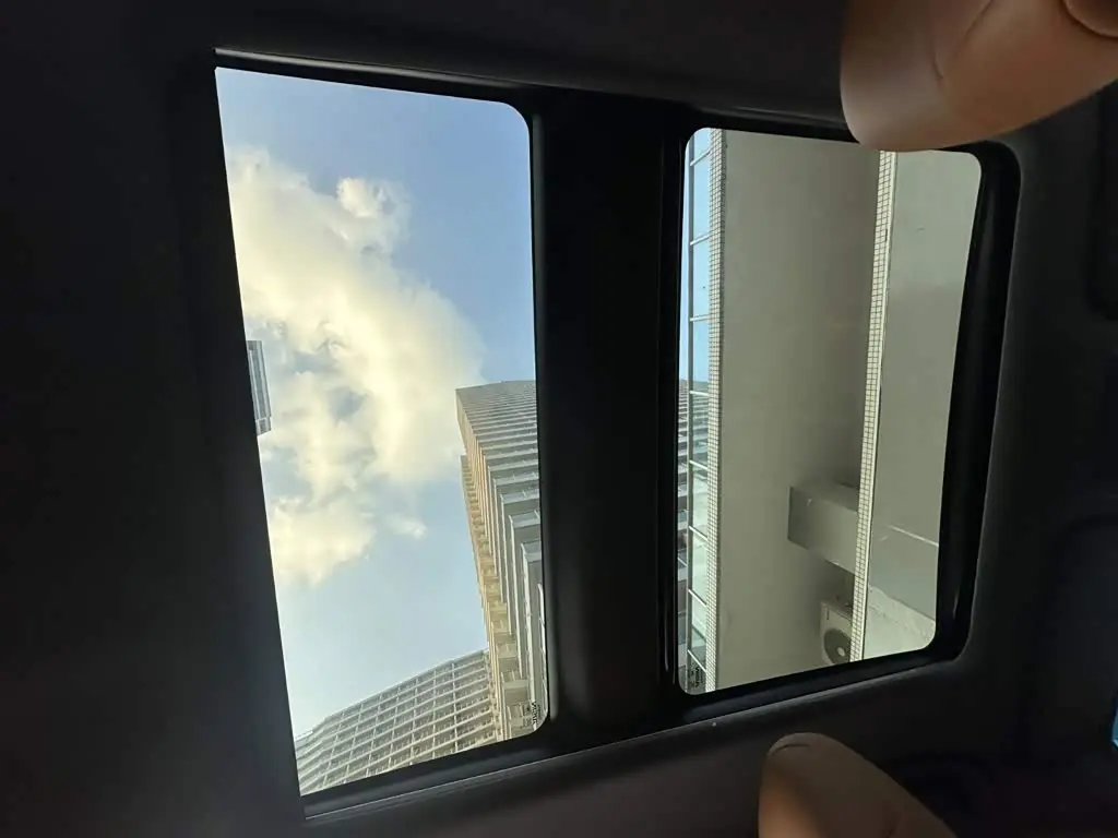 Toyota Avalon 2022 — Photo 13/14