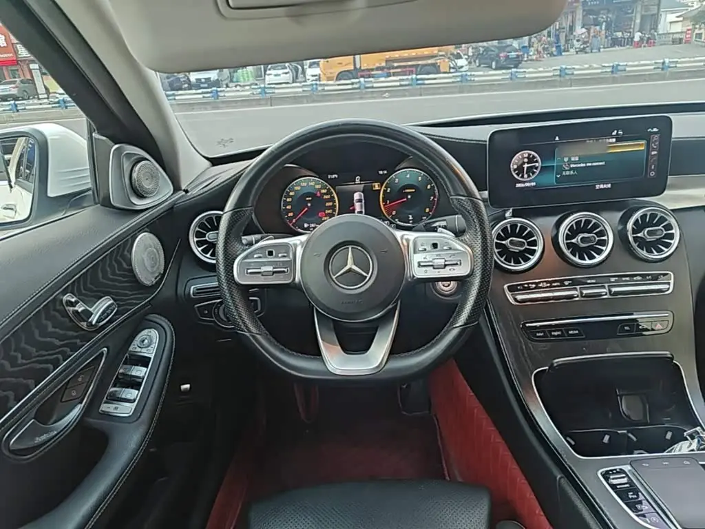 Mercedes-Benz C-Class 2020 — Фото 11/20